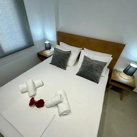 Zoe Seafront Aprt * Siviri